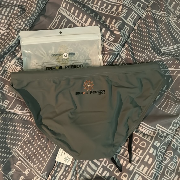 MEN’s Brave Person drawstring bikini brief size SMALL (28-30) - Picture 3 of 12